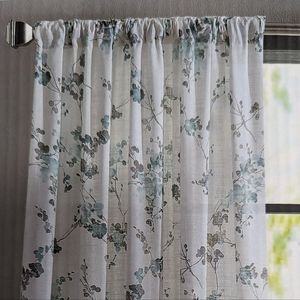 DKNY cotton drapes 50x84